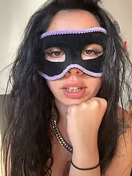 Sarettamiss online show from 02-14-25, 05:14