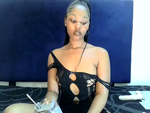 ReginaStar16 online show from 12-14-25, 07:14