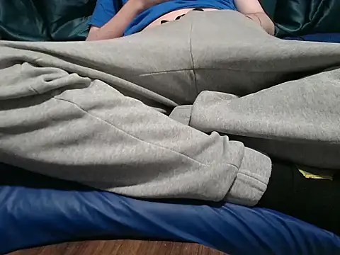 krissraw online show from 10-18-25, 01:18