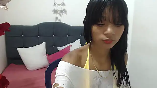 Sofi Young  online show from 03-06-25, 08:05