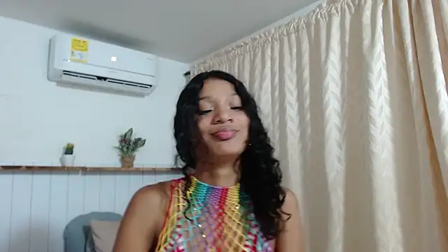 Sofi Young  online show from 12-10-24, 11:19