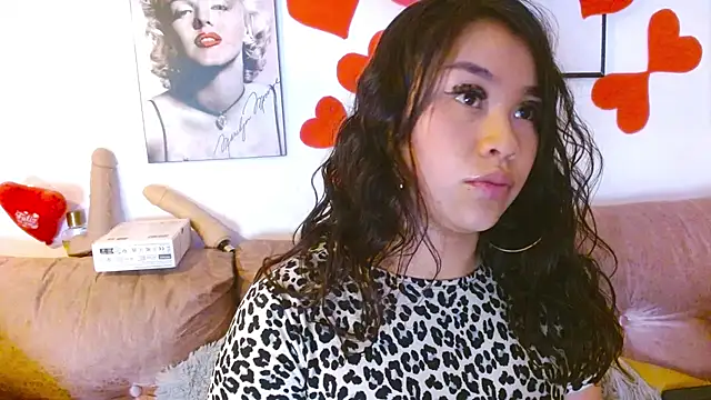 Snapshot of hinataleecs chatting on 02-28-25, 08:31 hinataleecs online show from 02-28-25, 08:31