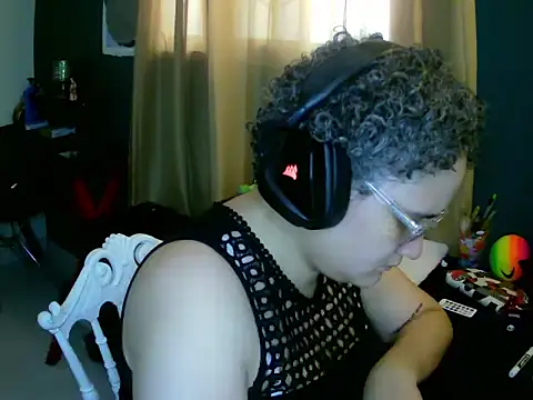 Snapshot of lolalicious_7583 chatting on 02-04-26, 04:46 lolalicious 7583 online show from 02-04-26, 04:46