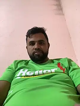 Snapshot of Sheik_z_o chatting on 06-17-26, 02:33 Sheik z o online show from 06-17-26, 02:33