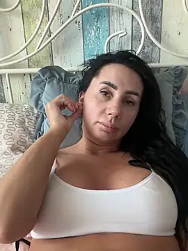 AnaRhodes online show from 03-19-25, 03:51
