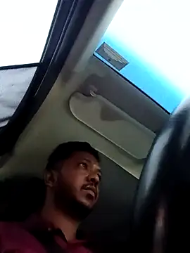 Snapshot of Mmm992170 chatting on 03-19-25, 01:29 Mmm992170 online show from 03-19-25, 01:29