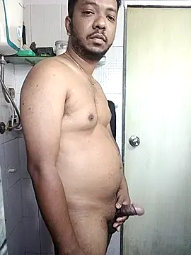 Snapshot of Mmm992170 chatting on 02-24-25, 03:55 Mmm992170 online show from 02-24-25, 03:55