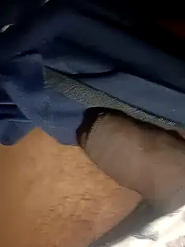 Snapshot of Mmm992170 chatting on 09-24-25, 08:37 Mmm992170 online show from 09-24-25, 08:37