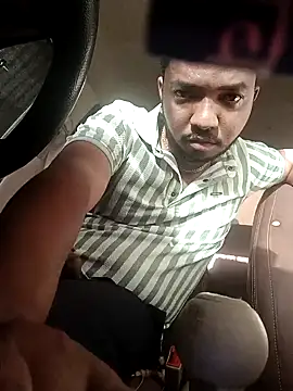 Snapshot of Mmm992170 chatting on 02-20-25, 11:53 Mmm992170 online show from 02-20-25, 11:53