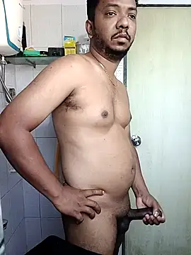 Snapshot of Mmm992170 chatting on 02-22-25, 07:45 Mmm992170 online show from 02-22-25, 07:45