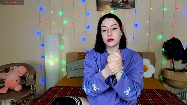 Snapshot of adell_berry chatting on 02-08-26, 01:47 adell berry online show from 02-08-26, 01:47