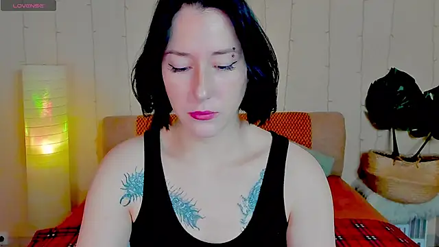 Snapshot of adell_berry chatting on 11-21-25, 02:54 adell berry online show from 11-21-25, 02:54