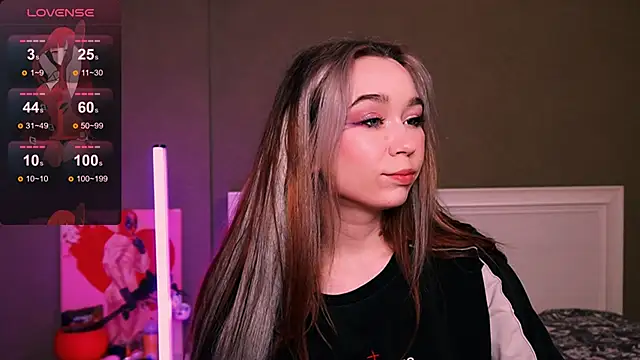 Kimiko   online show from 12-19-25, 02:52