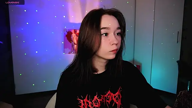 Snapshot of Kimiko__ chatting on 03-02-25, 08:57 Kimiko online show from 03-02-25, 08:57
