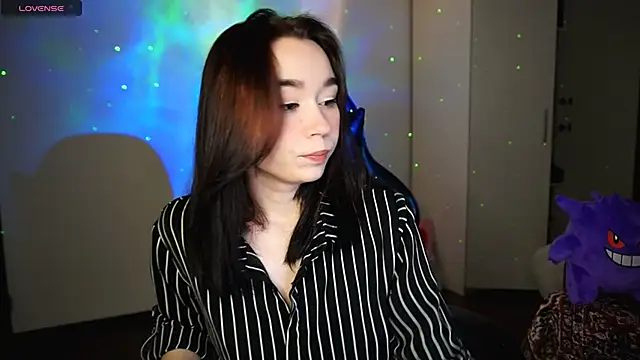 Snapshot of Kimiko__ chatting on 02-19-25, 07:37 Kimiko online show from 02-19-25, 07:37