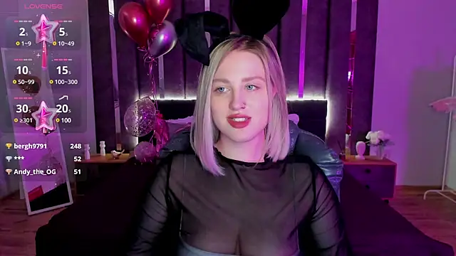  Sarah Soul  online show from 03-12-25, 04:08