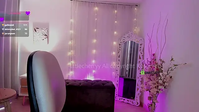  littlecherryy  online show from 02-19-25, 05:49