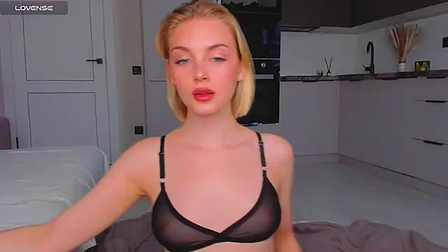 pretty girlnextdoor online show from 12-02-24, 07:42