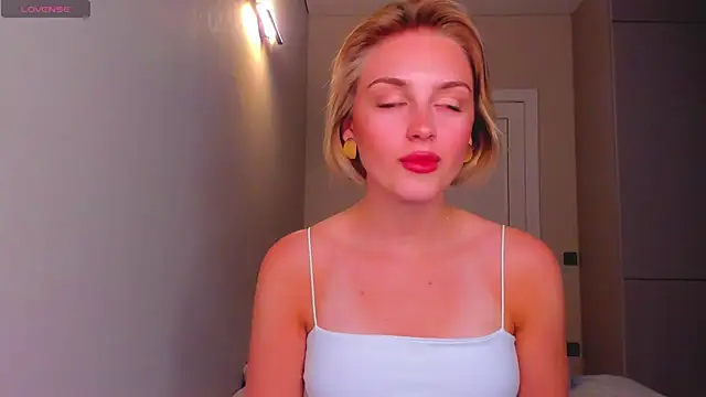 pretty girlnextdoor online show from 12-27-24, 06:10