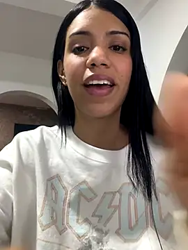 -Naomyy- online show from 11-29-25, 01:39