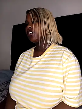 Dark Berry 26 online show from 11-10-25, 10:48