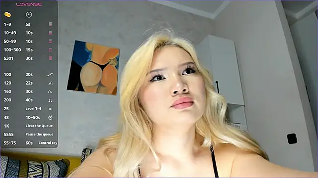 Xiao Mei  online show from 03-30-26, 04:58