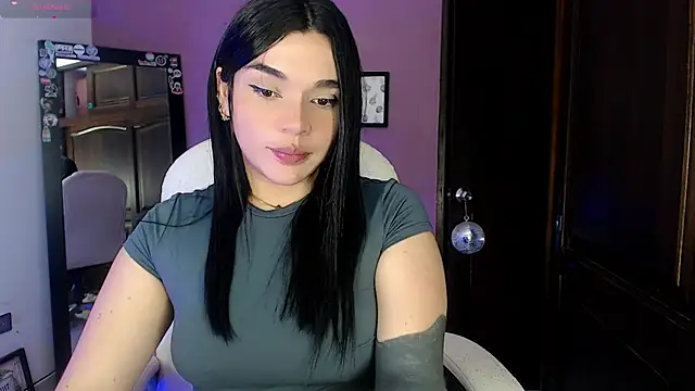 Veronica 111 online show from 02-24-25, 04:49