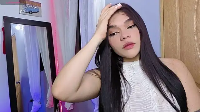 Snapshot of Veronica_111 chatting on 04-28-26, 06:51 Veronica 111 online show from 04-28-26, 06:51