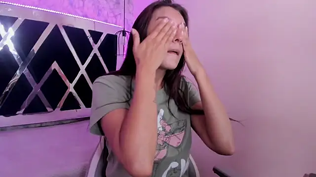  alaia collway  online show from 02-03-25, 11:42