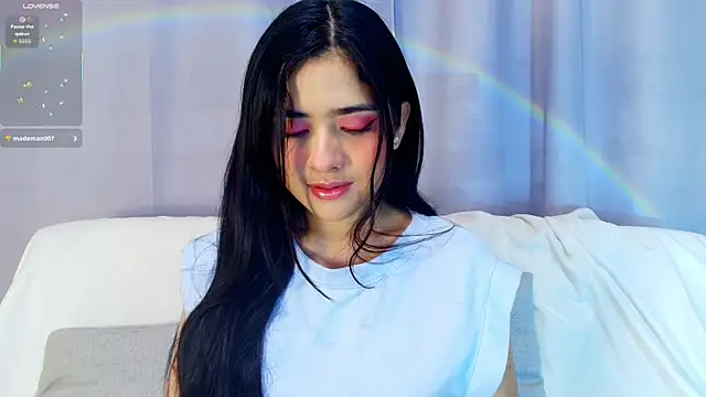 adara johnson   online show from 10-30-25, 11:41