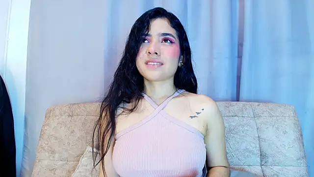 adara johnson   online show from 11-02-25, 11:48