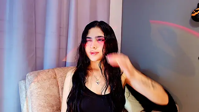 adara johnson   online show from 10-09-25, 11:44