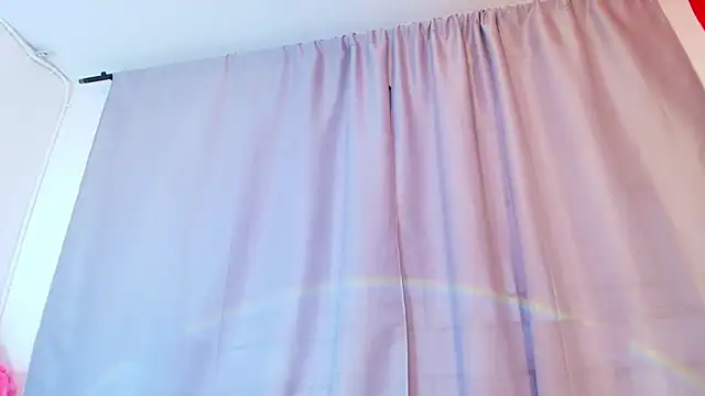 adara johnson   online show from 10-19-25, 11:46