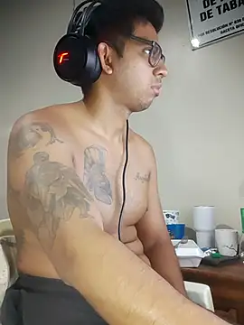 Snapshot of FitGeorge chatting on 03-16-26, 09:50 FitGeorge online show from 03-16-26, 09:50