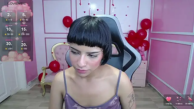 Snapshot of kathina_t chatting on 02-21-25, 10:15 kathina t online show from 02-21-25, 10:15