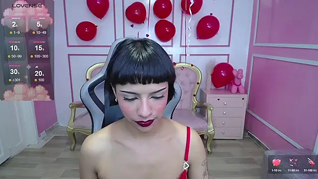 Snapshot of kathina_t chatting on 02-14-25, 11:20 kathina t online show from 02-14-25, 11:20