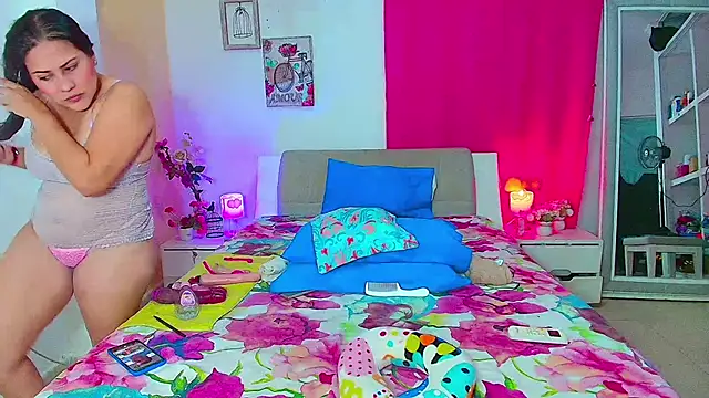 Kendralove31xxx online show from 03-23-26, 03:06