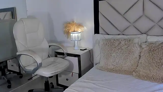 alexa tobar online show from 04-18-26, 07:07