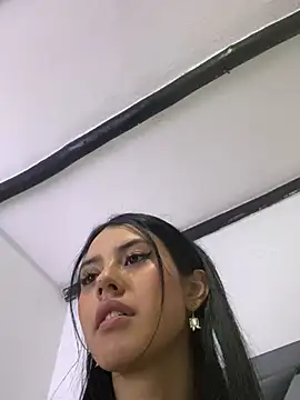 Snapshot of sophie_conor chatting on 12-06-24, 12:40 sophie conor online show from 12-06-24, 12:40