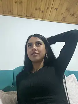 Snapshot of sophie_conor chatting on 02-19-25, 06:44 sophie conor online show from 02-19-25, 06:44