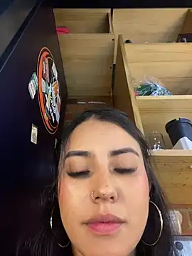 Snapshot of sophie_conor chatting on 03-05-25, 11:49 sophie conor online show from 03-05-25, 11:49