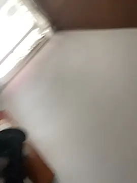 Snapshot of sophie_conor chatting on 03-20-25, 06:31 sophie conor online show from 03-20-25, 06:31