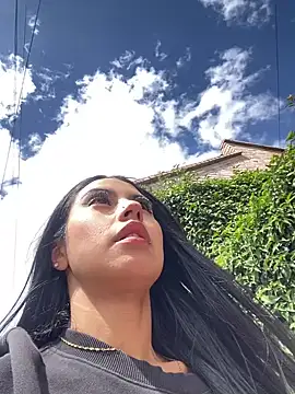 Snapshot of sophie_conor chatting on 01-23-25, 04:04 sophie conor online show from 01-23-25, 04:04