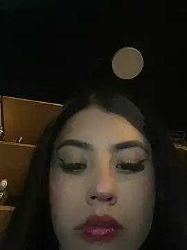 Snapshot of sophie_conor chatting on 01-29-25, 01:48 sophie conor online show from 01-29-25, 01:48