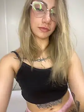 loira messi online show from 02-13-26, 02:55