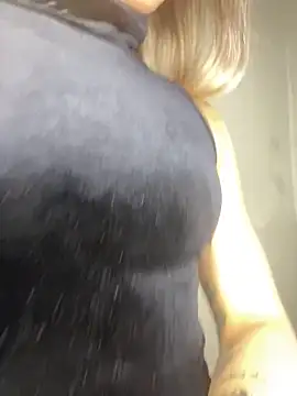 loira messi online show from 03-22-26, 04:05