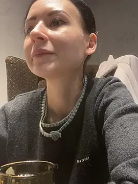 Starry Siren online show from 10-29-25, 02:49