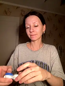 Starry Siren online show from 11-22-25, 06:51