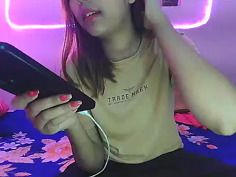 Snapshot of your_Shanvi chatting on 03-13-25, 06:01 your Shanvi online show from 03-13-25, 06:01