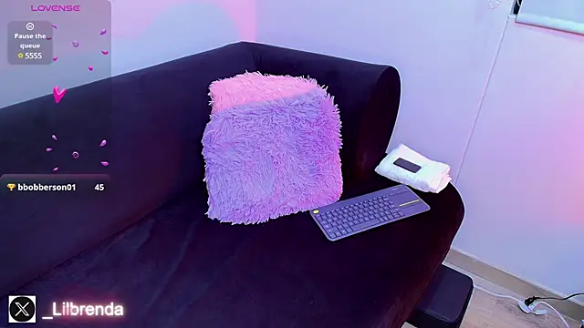 Brenda  gomez online show from 01-13-25, 07:43